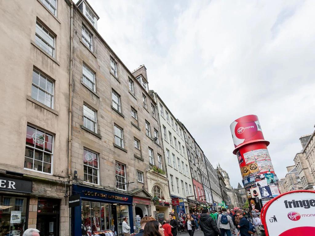 Stunning Flat - Royal Mile Near Edinburgh Castle With Wifi Apartment Bagian luar foto